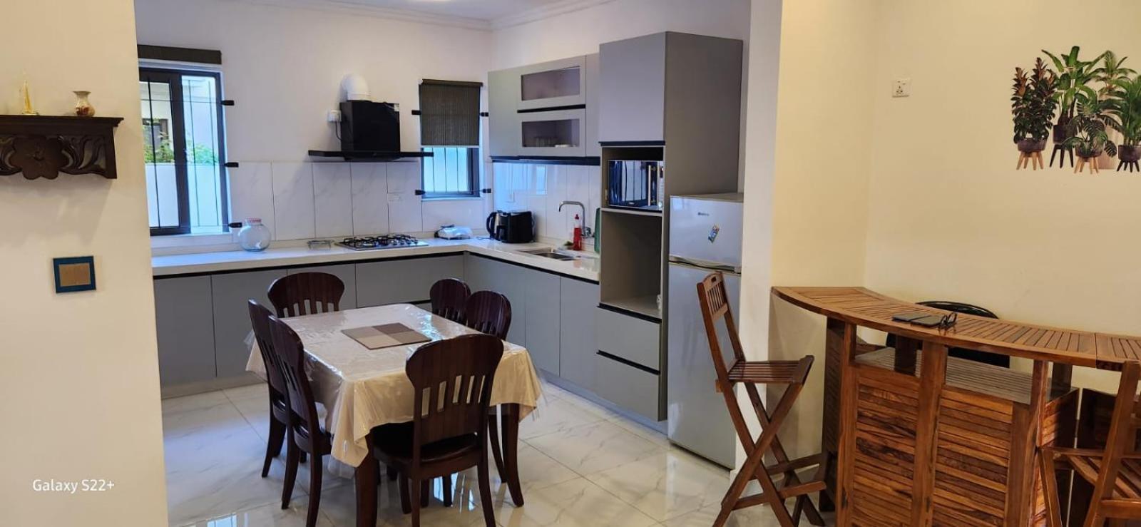 Nayuha Apt B Flic en Flac Exterior foto